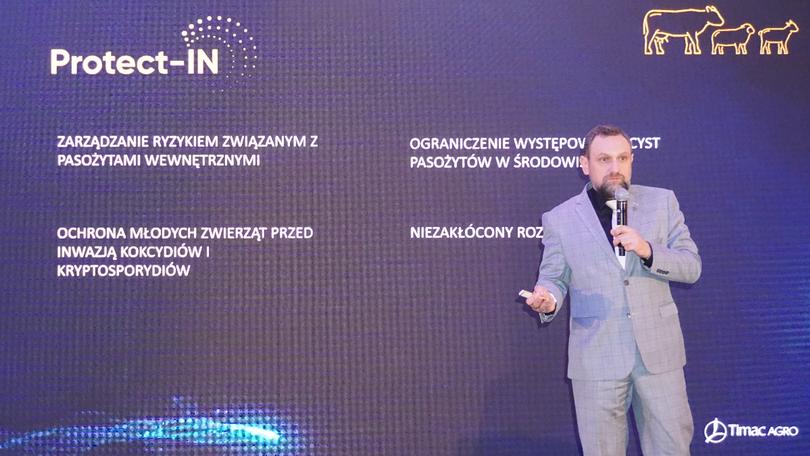 Piotr Kotowski, specjalista Timac Agro prezentuje Protect-IN