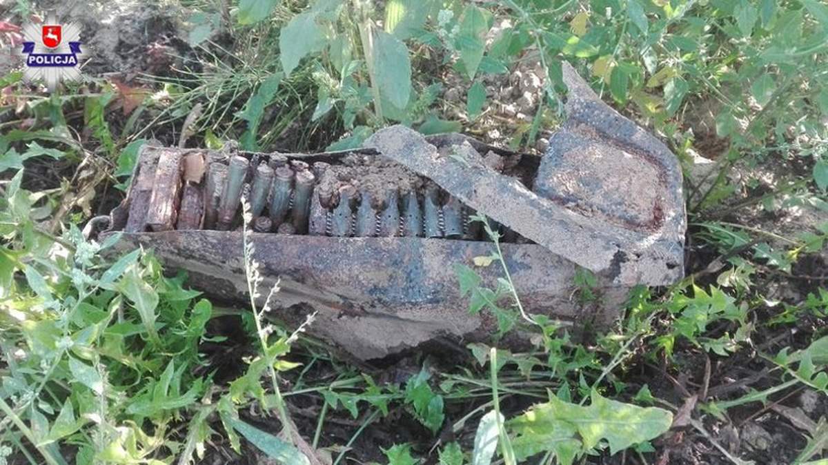 Niezwykłe znalezisko podczas pracy na polu! Interweniowali saperzy