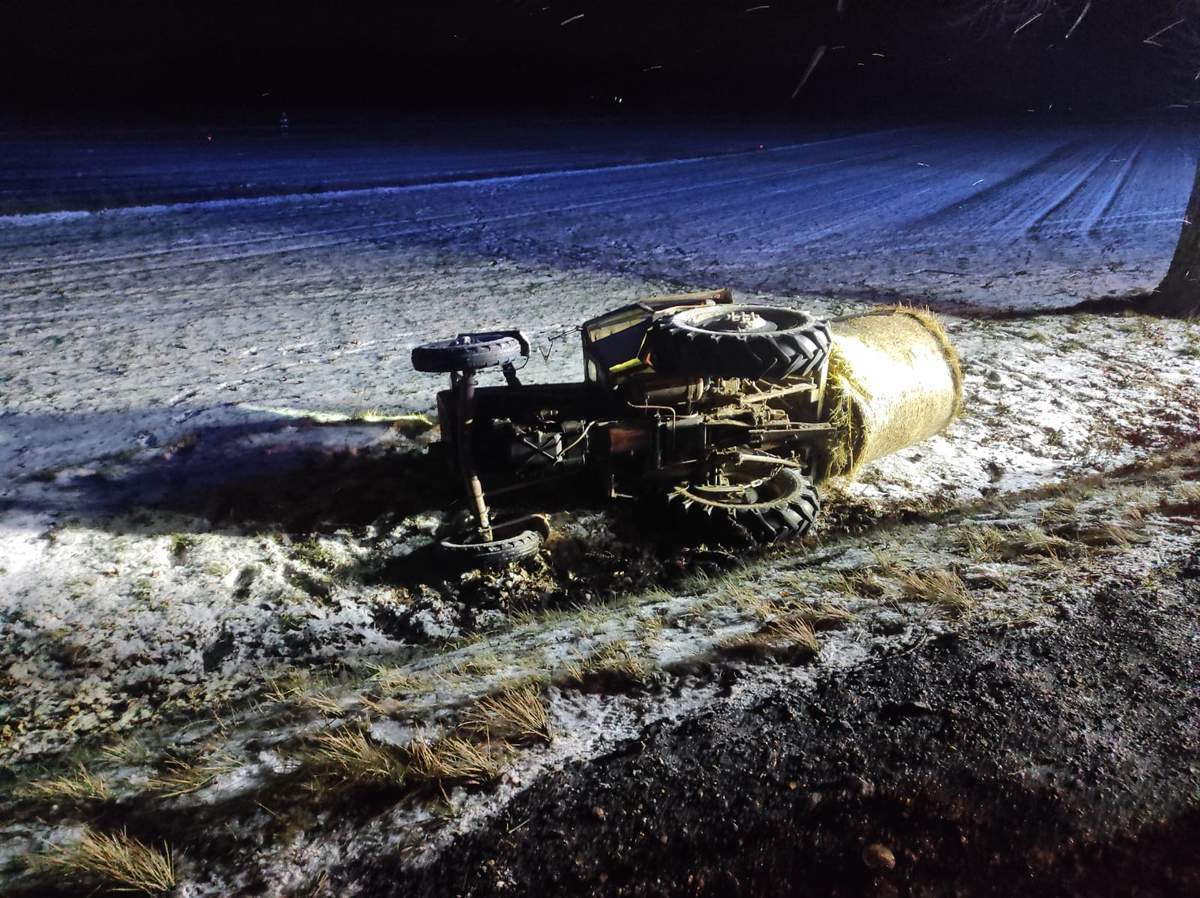 42-latek nie żyje. Wyprzedzał ciągnik, zderzył się czołowo z innym autem