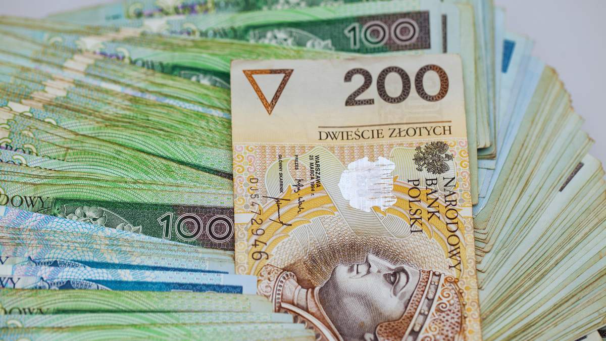 Wnioski o wparcie pieniężne są przyjmowane za pośrednictwem Platformy Usług Elektronicznych ARiMR