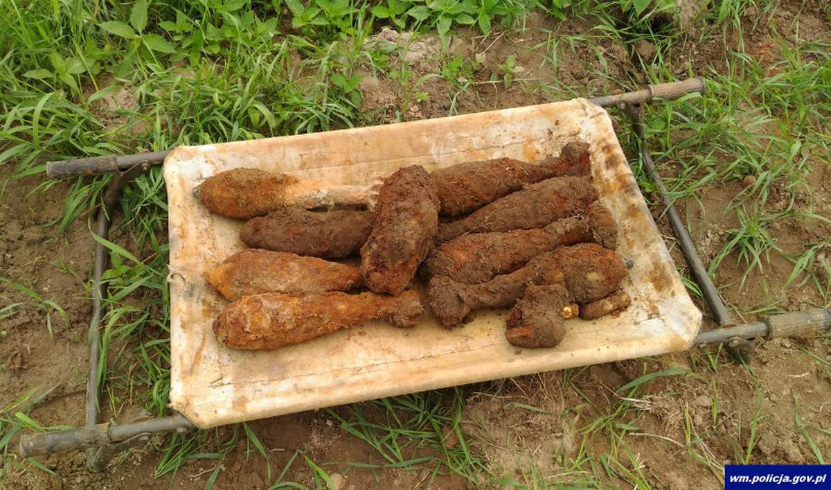 Znalazł niewybuchy podczas prac polowych