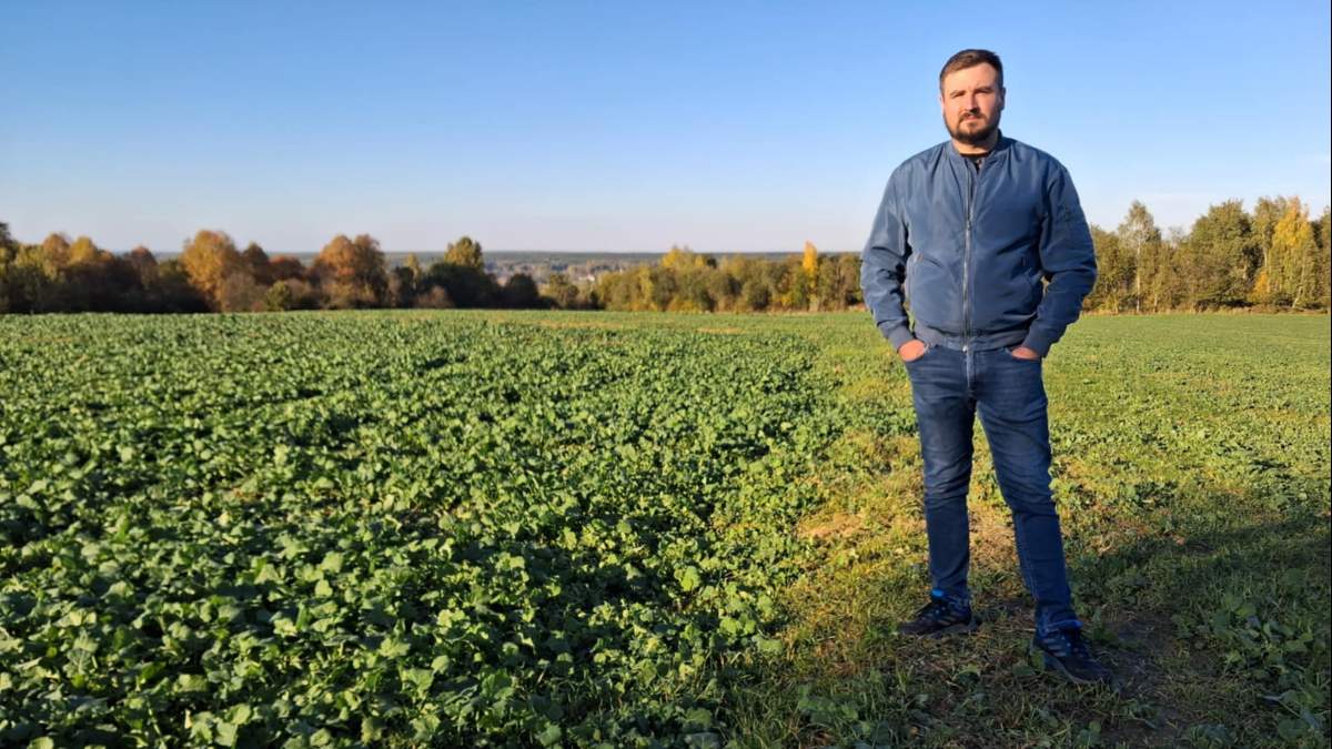 Rzepak zajmuje w gospodarstwie powierzchnię 7 hektarów