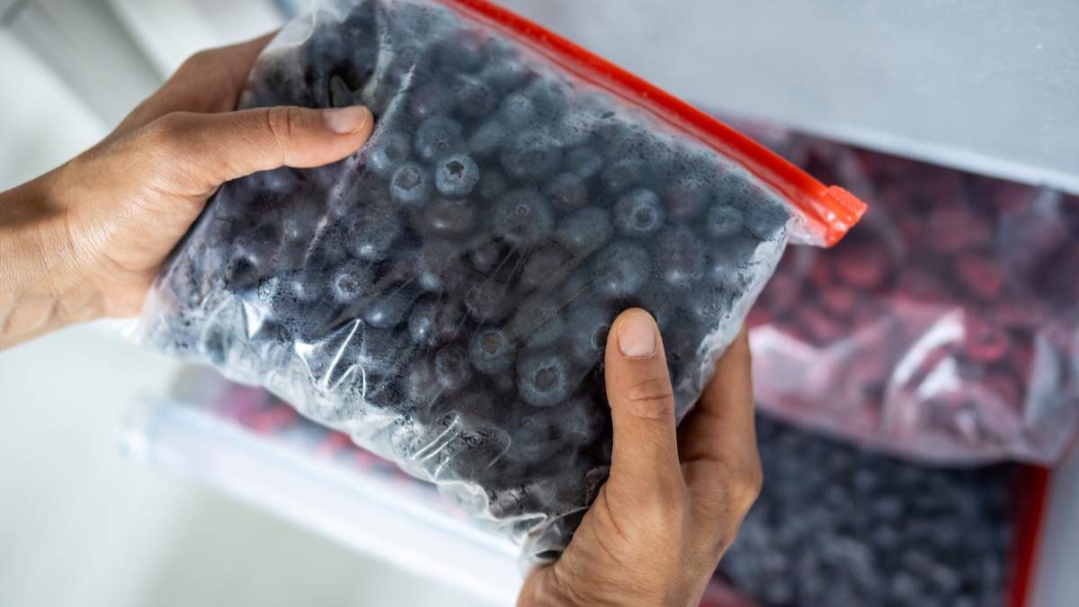 Mrożenie borówek to jeden z najlepszych sposobów na zachowanie ich walorów odżywczych i smakowych