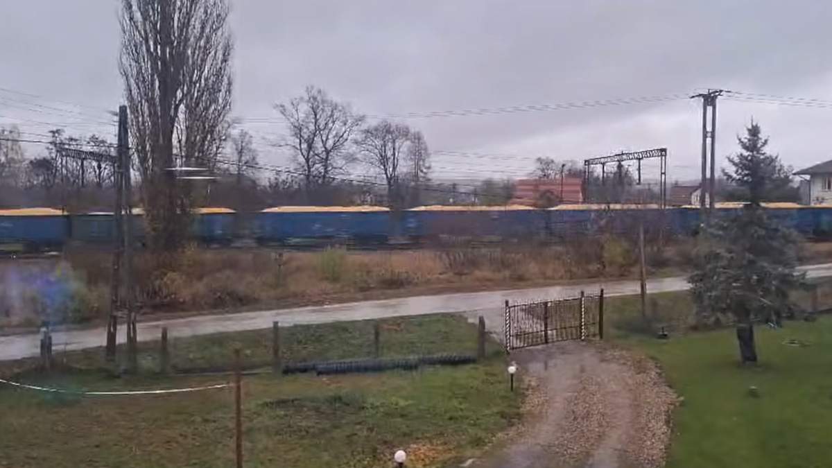  Nagrał wagony z odkrytą kukurydzą. Jest reakcja ministra