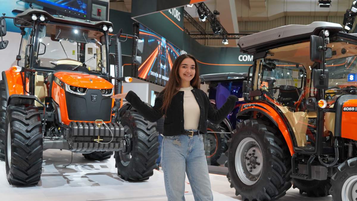 Podczas tegorocznych targów Agritechnika tysiące producentów z całego świata prezentowało swoje najnowsze osiągnięcia w technice rolniczej. Na zdjęciu stoisko indyjskiej firmy TAFE.