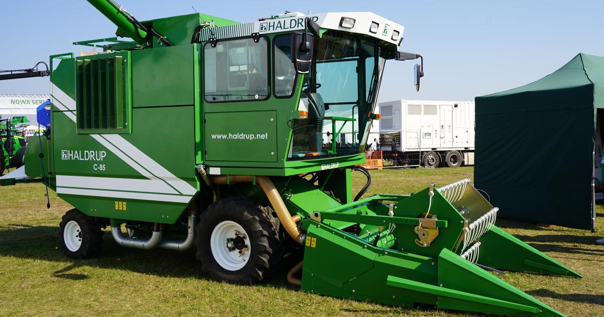 Model kombajnu poletkowego C-85 firmy Haldrup wyposażony jest w 148-konny silnik i pracuje na co dzień pod Jarocinem w Wielkopolsce.