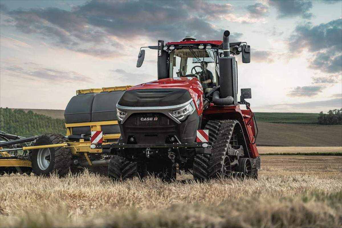 Case Steiger 785 Quadtrac oferuje aż 853 KM.